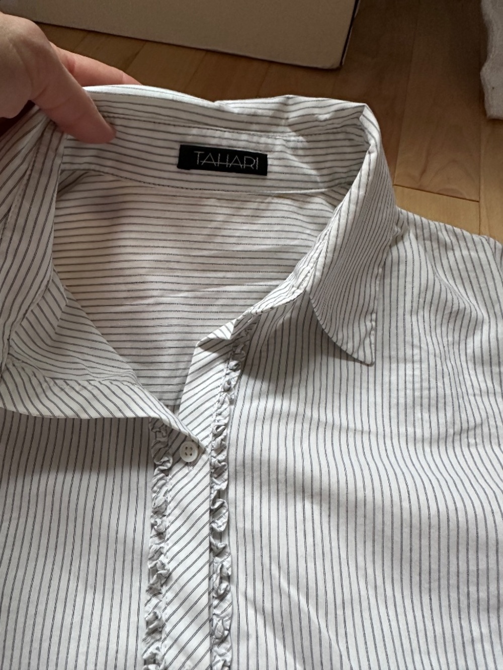 Tahari Striped Ruffle placket blouse - Picture 2 of 3